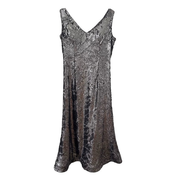 Rene Ruiz Collective V-neck Sequin Gown in "Silver" Size 10 - Picture 5 of 15